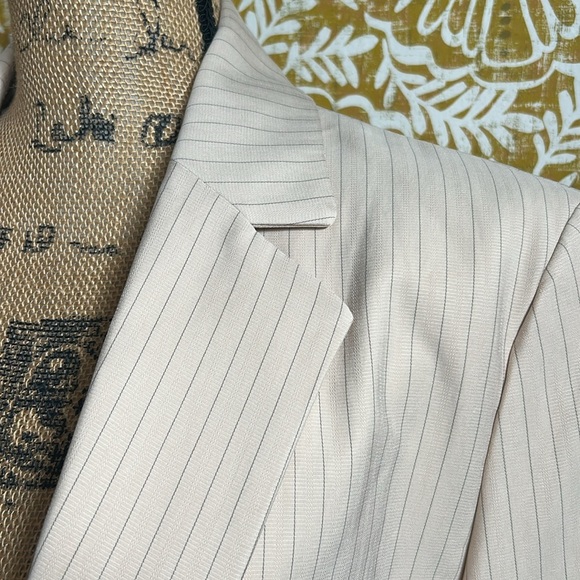 NWT MNG Mango Pinstripe Long Sleeve Single-Breasted Suit Blazer in Beige size L - Picture 11 of 16